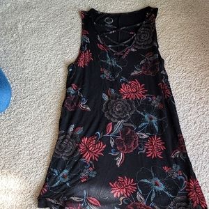 Maurices criss cross tank